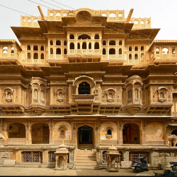 Architectural heritage of Jaisalmer : Nathmalji ki Haveli